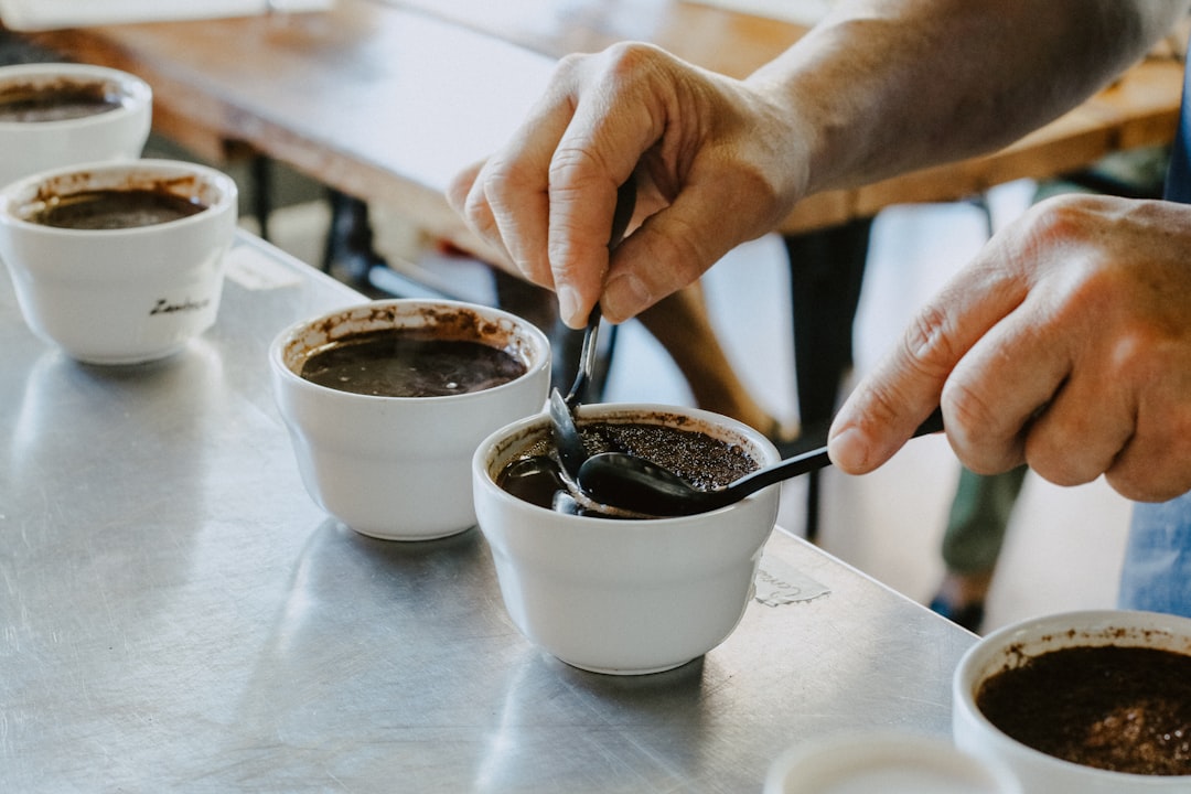 コーヒーカッピングスプーンおすすめ|選び方と使い方